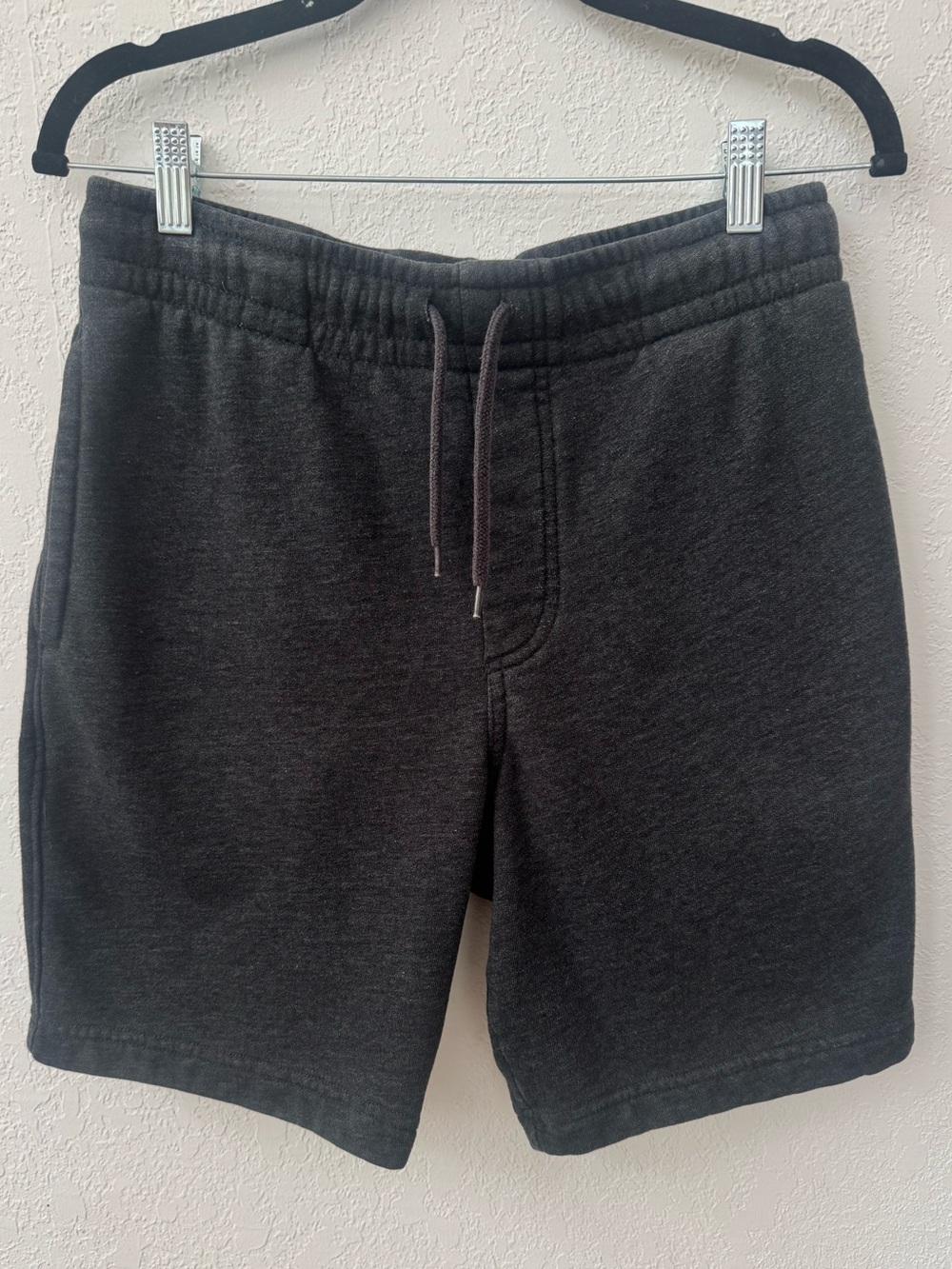 Men’s dark heather grey fleece short -Goodfellow & Co size Small